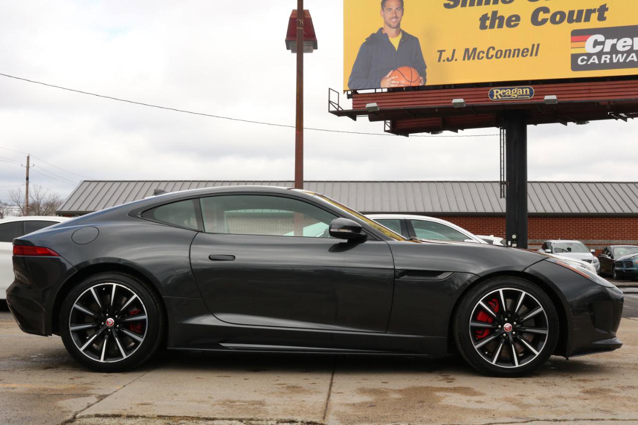 Used 2016 Jaguar F-TYPE S image 11