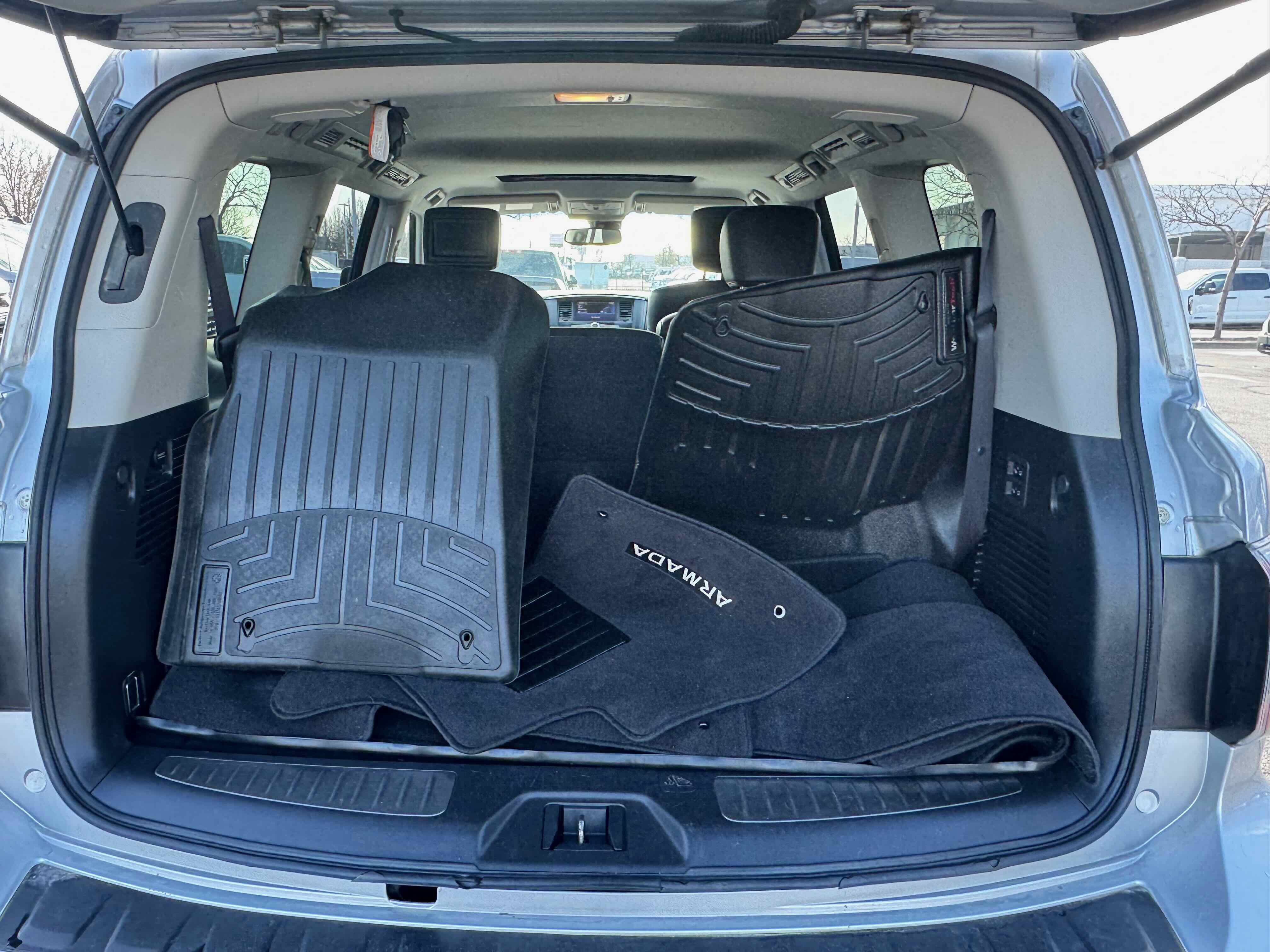 Used 2017 Nissan Armada Platinum image 32