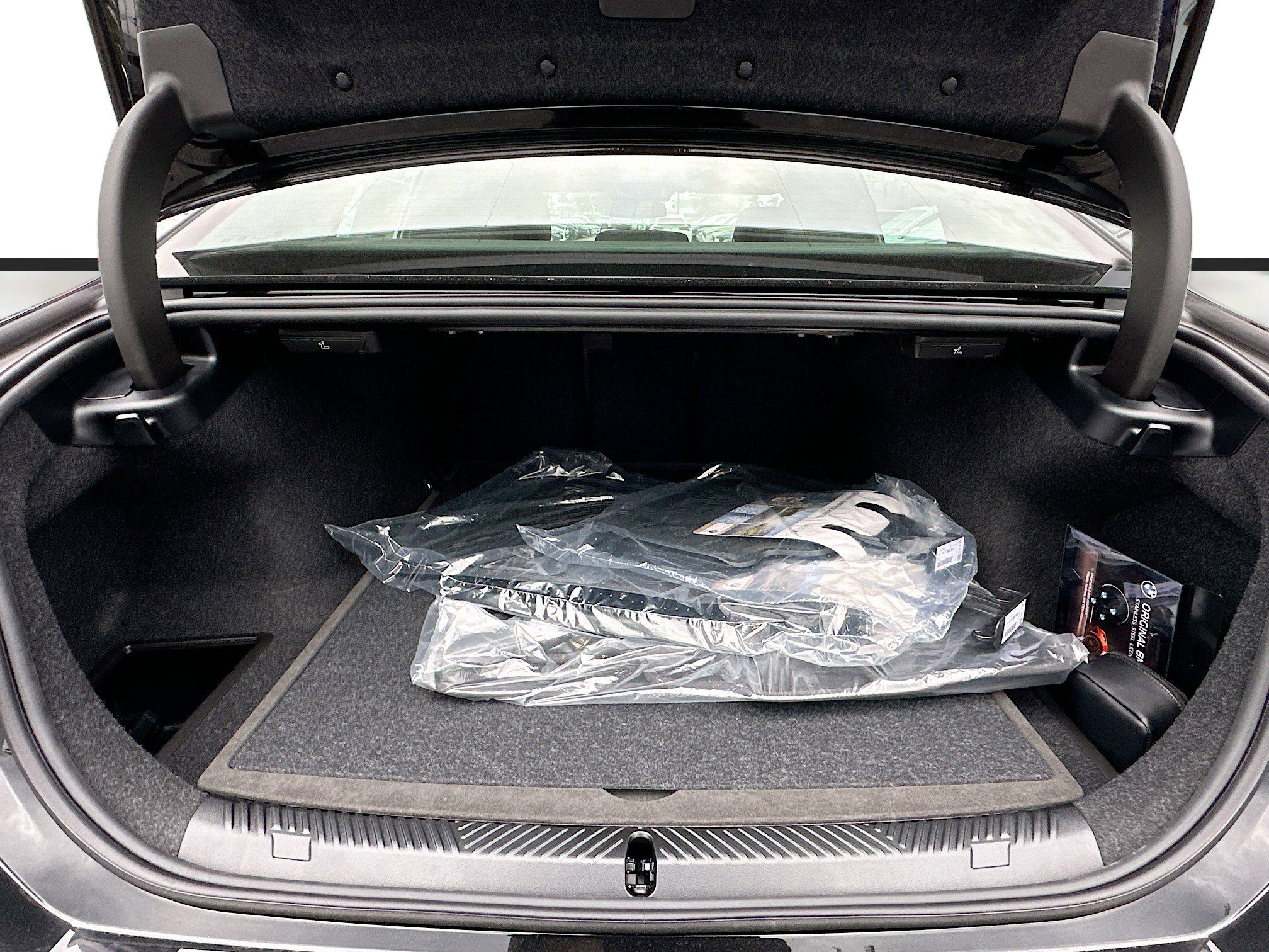 New 2026 BMW 530i w/ M Sport Package image 21