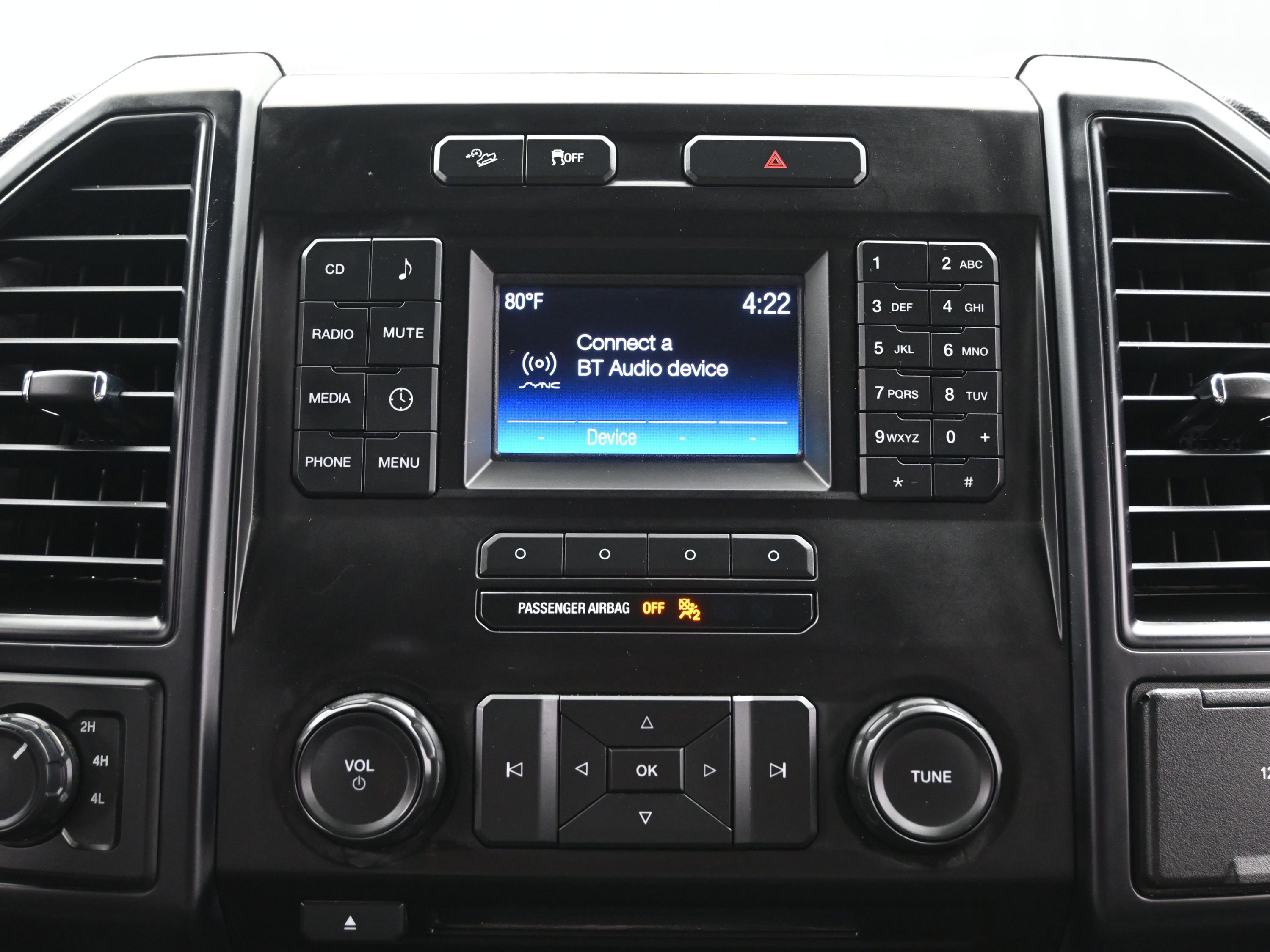 Used 2015 Ford F150 XL w/ Equipment Group 101A Mid AWD/4WD image 32