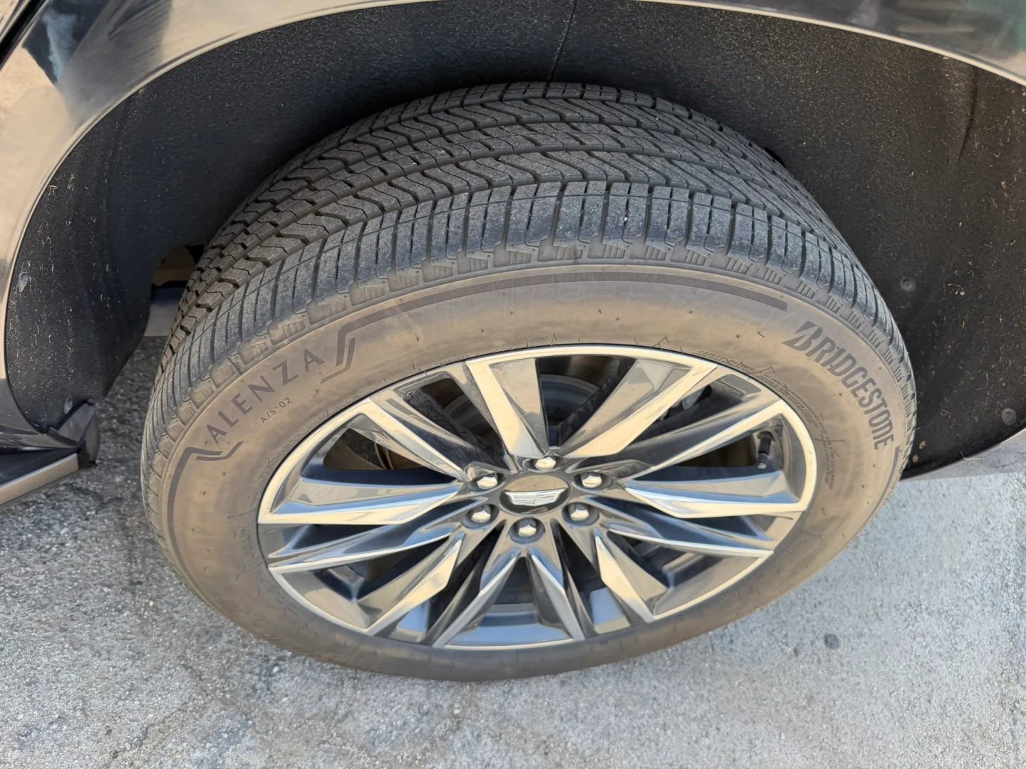 Used 2022 Cadillac Escalade Sport RWD image 40