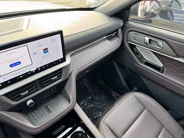 Certified 2025 Ford Explorer Platinum w/ Ultimate Package image 23