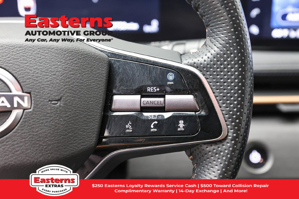Used 2023 Nissan Ariya FWD image 16
