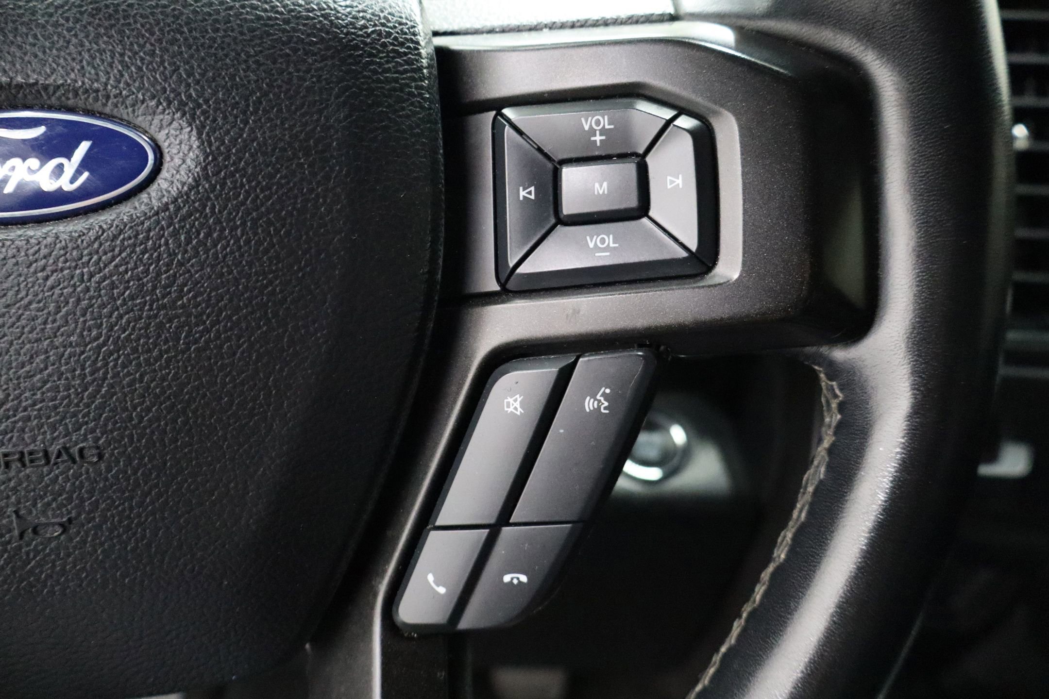 Used 2020 Ford Expedition Limited RWD image 19