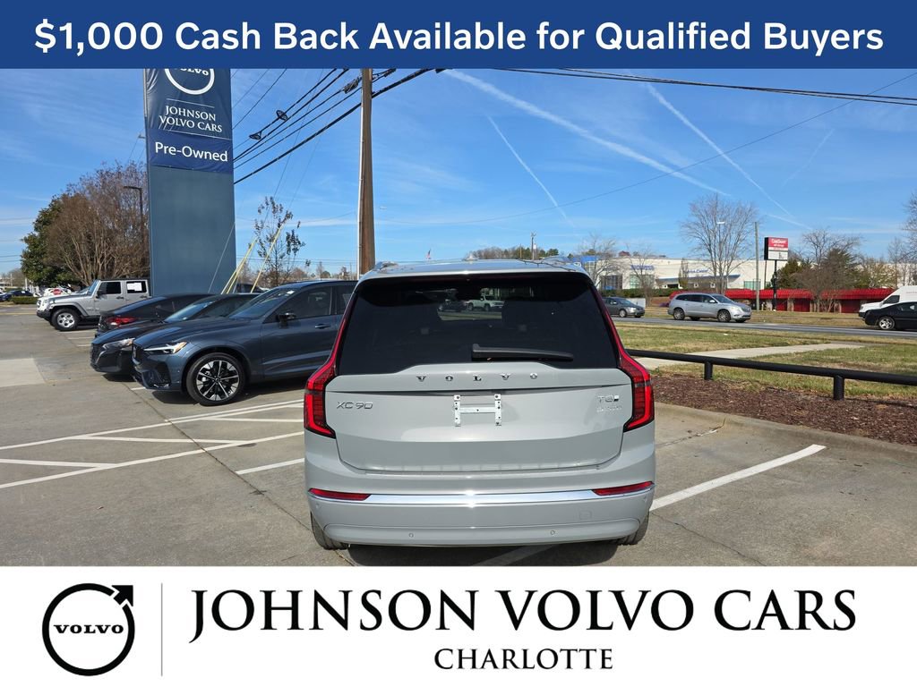 New 2026 Volvo XC90 T8 Plus w/ Protection Package Premier image 6