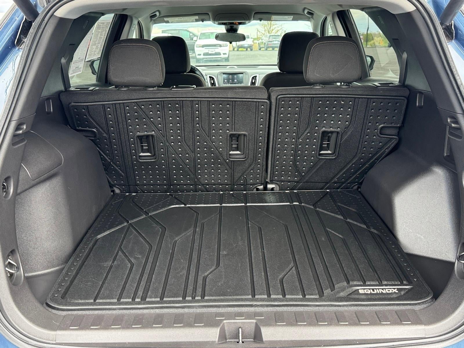 Used 2024 Chevrolet Equinox LT w/ LPO, Floor Liner Package AWD/4WD image 4
