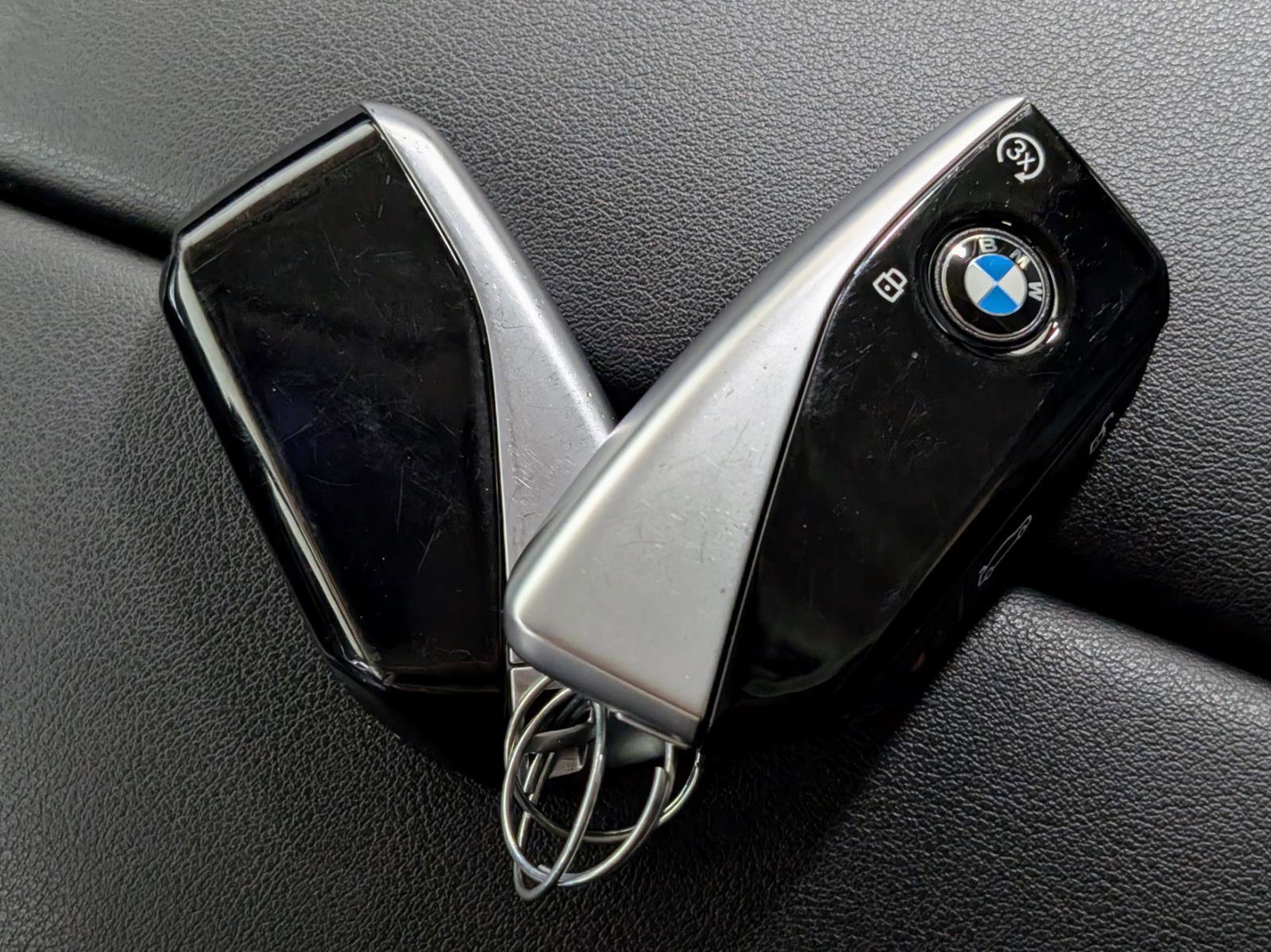 Used 2023 BMW X7 xDrive40i w/ Premium Package image 53