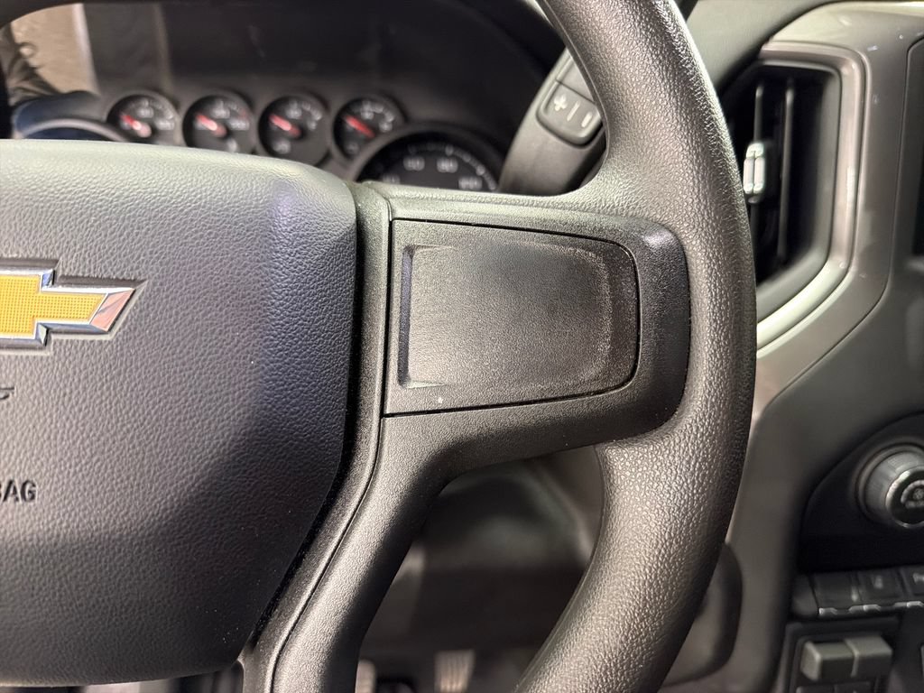 Used 2026 Chevrolet Silverado 2500 Custom w/ Custom Value Package RWD image 21