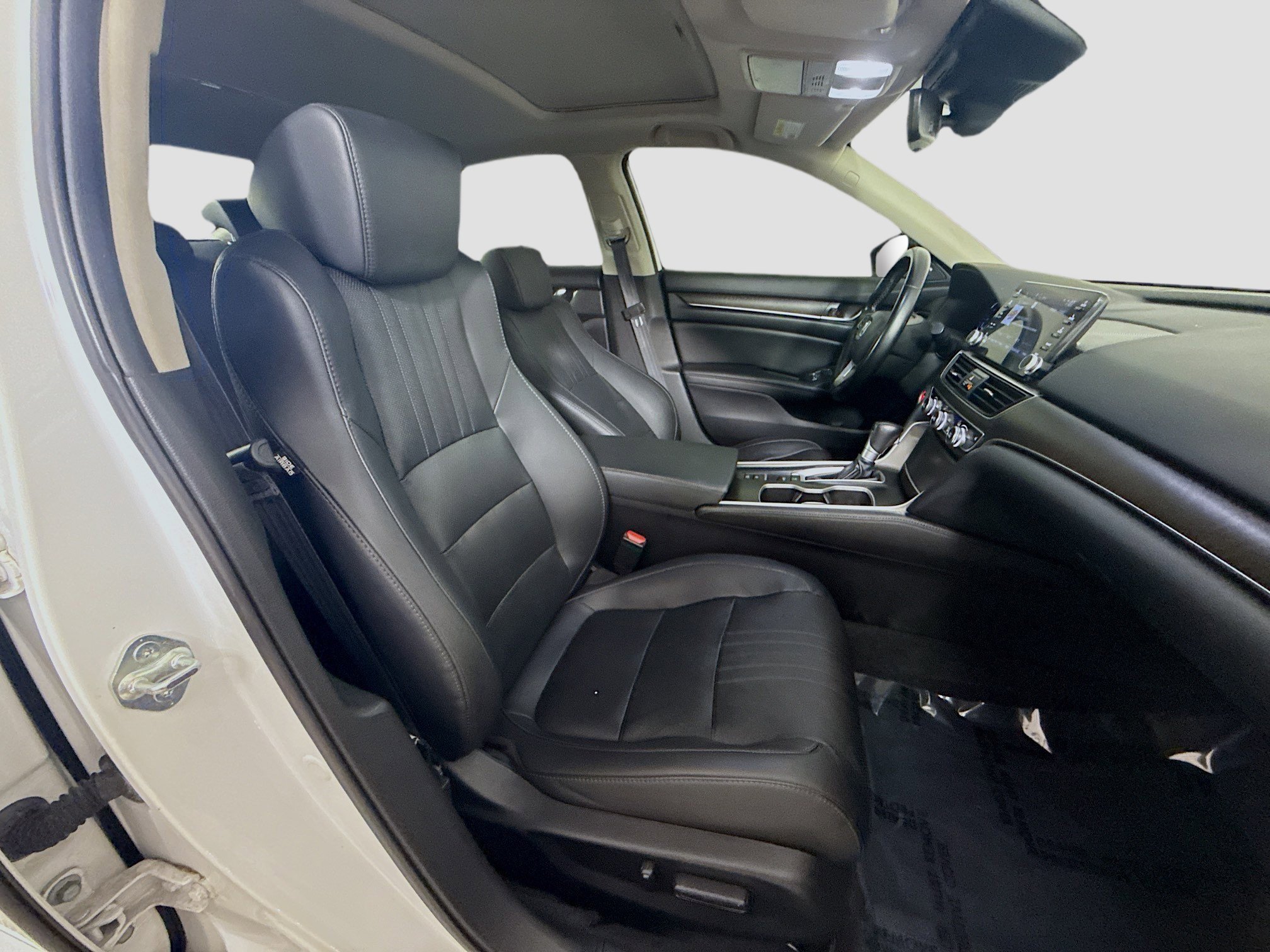 Used 2021 Honda Accord EX-L image 29