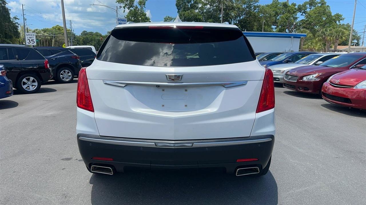 Used 2017 Cadillac XT5 Luxury FWD image 8