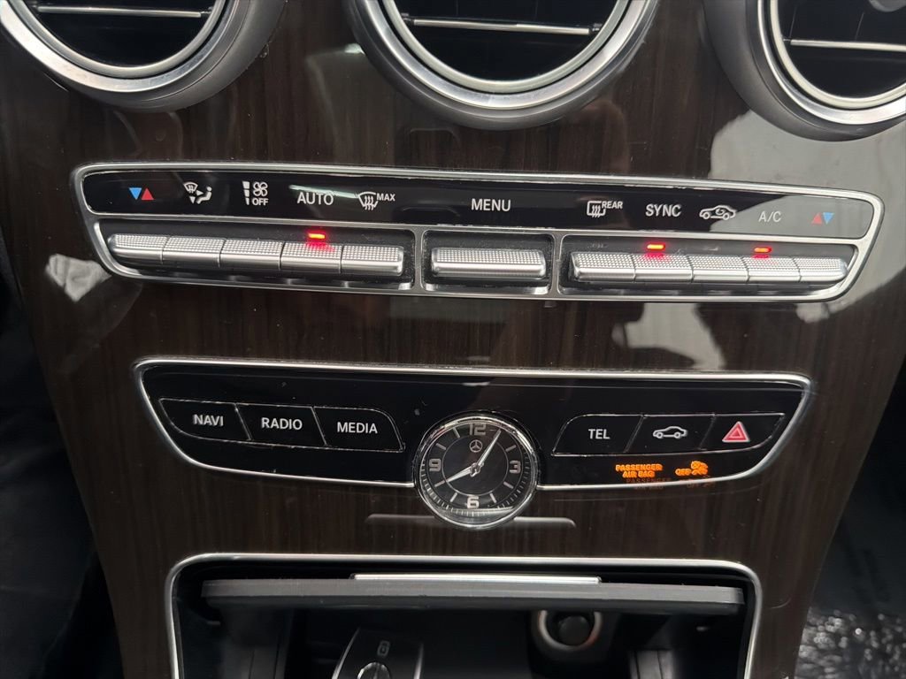 Used 2019 Mercedes-Benz C 300 4MATIC Sedan image 33