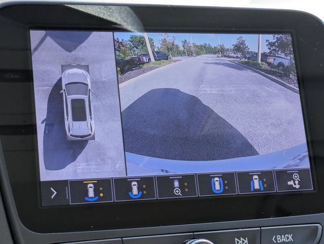 Used 2021 Chevrolet Equinox Premier FWD image 19