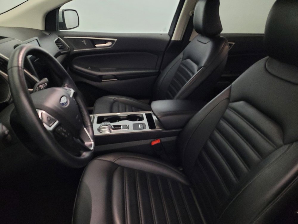 Used 2024 Ford Edge SEL image 17