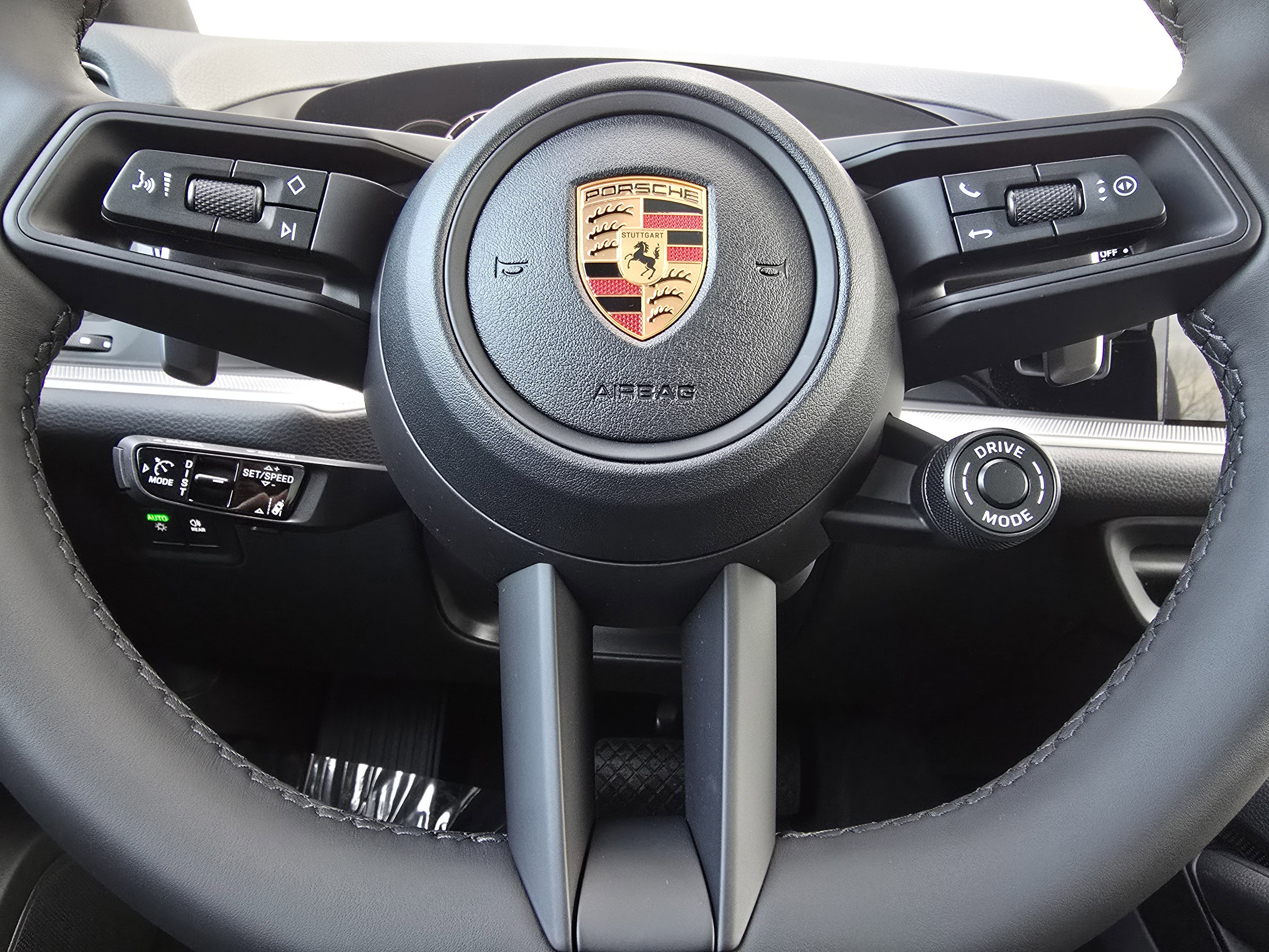 New 2026 Porsche Cayenne E-Hybrid image 18