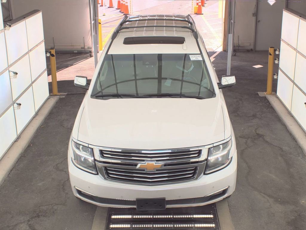 Used 2018 Chevrolet Suburban Premier image 3