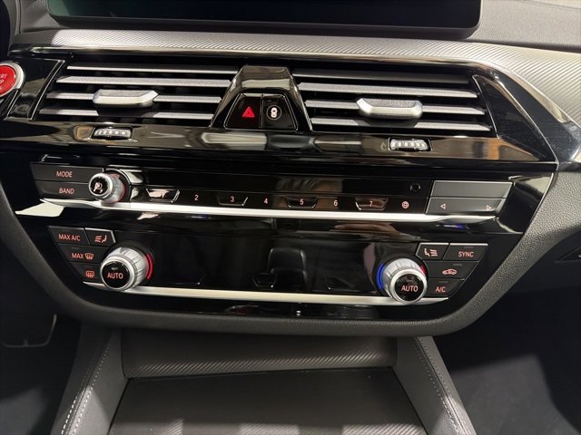 Certified 2022 BMW M5 w/ Competition Package image 35