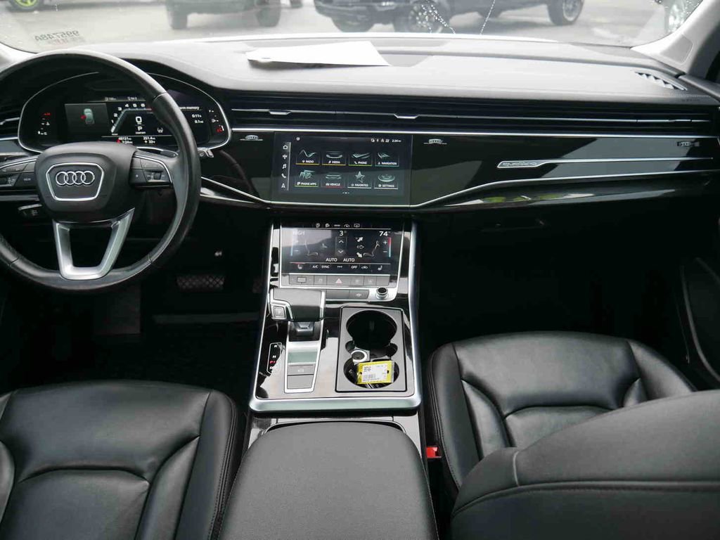 Used 2023 Audi Q7 3.0T Premium Plus image 5