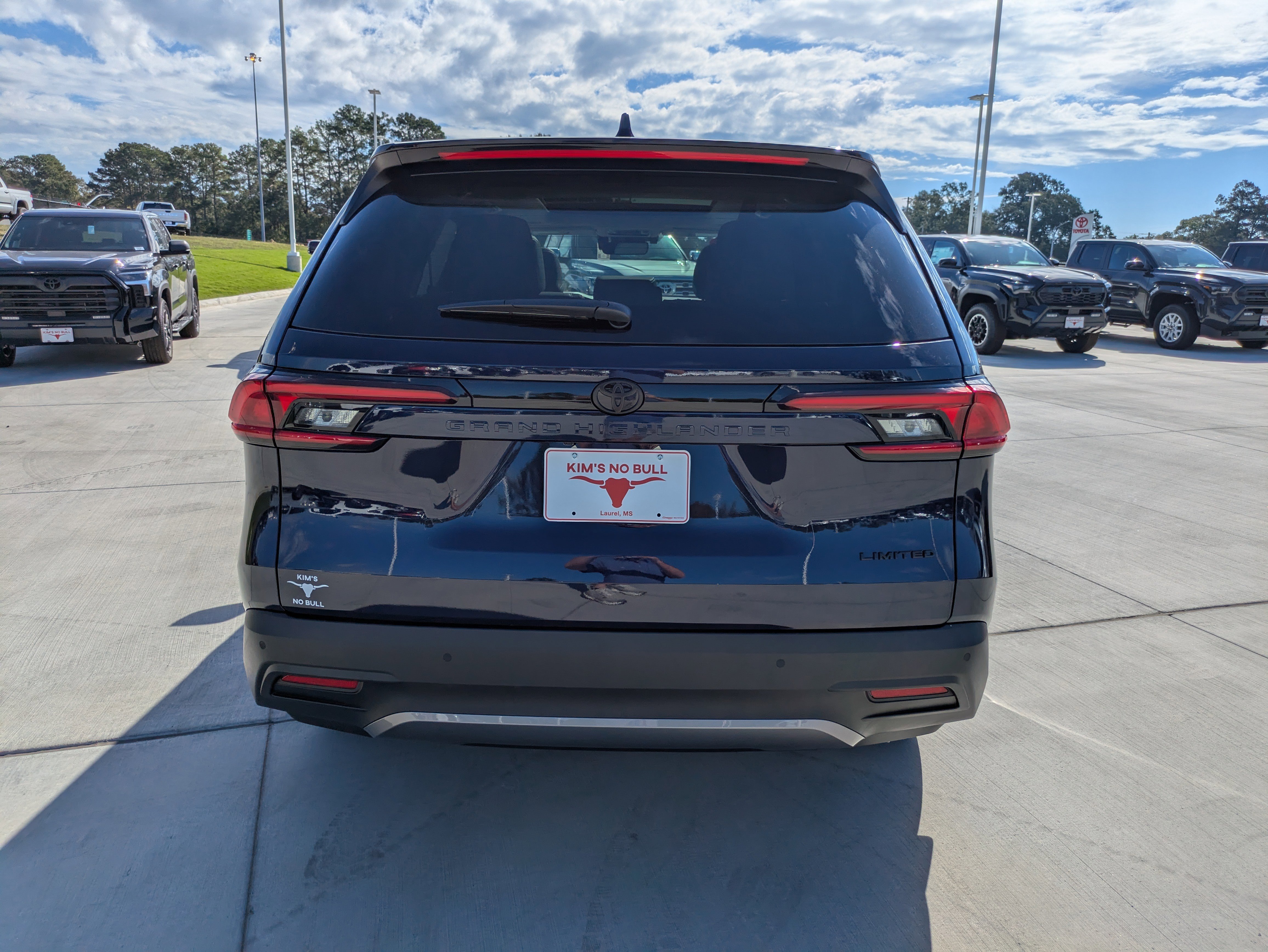 New 2025 Toyota Grand Highlander FWD image 6