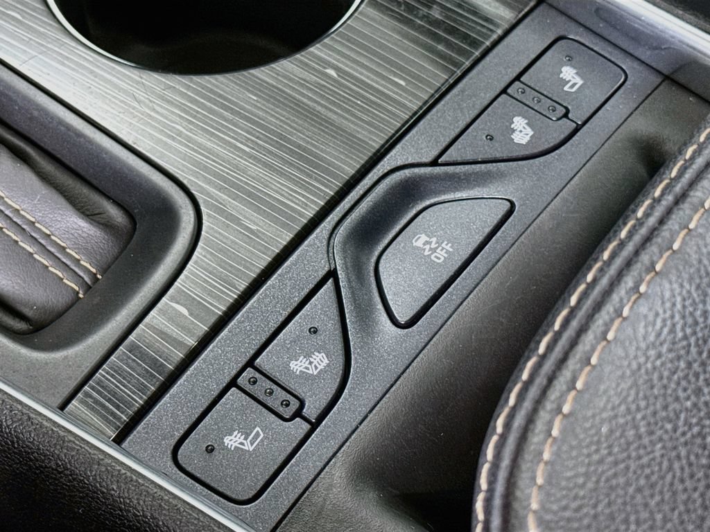 Used 2020 Chevrolet Impala Premier FWD image 20