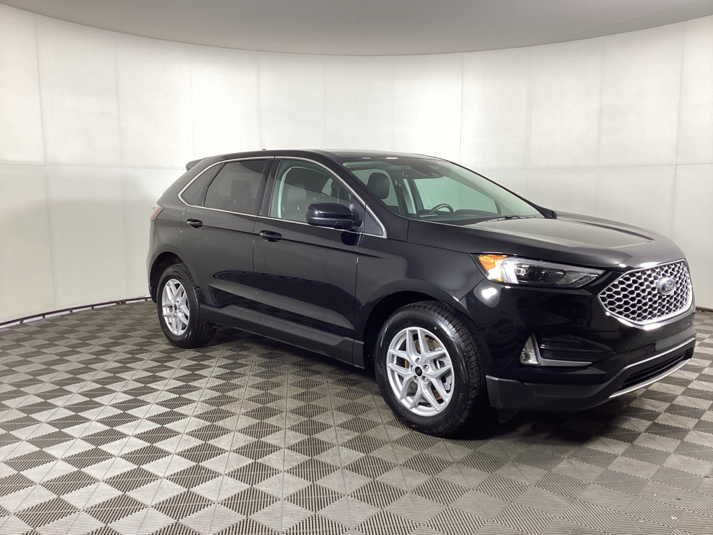 Certified 2023 Ford Edge SEL w/ Convenience Package