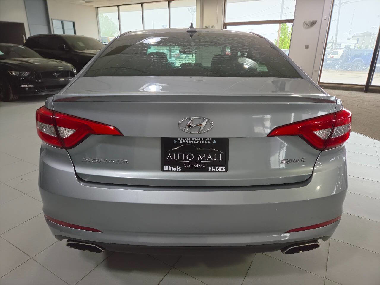 Used 2017 Hyundai Sonata Sport FWD image 6