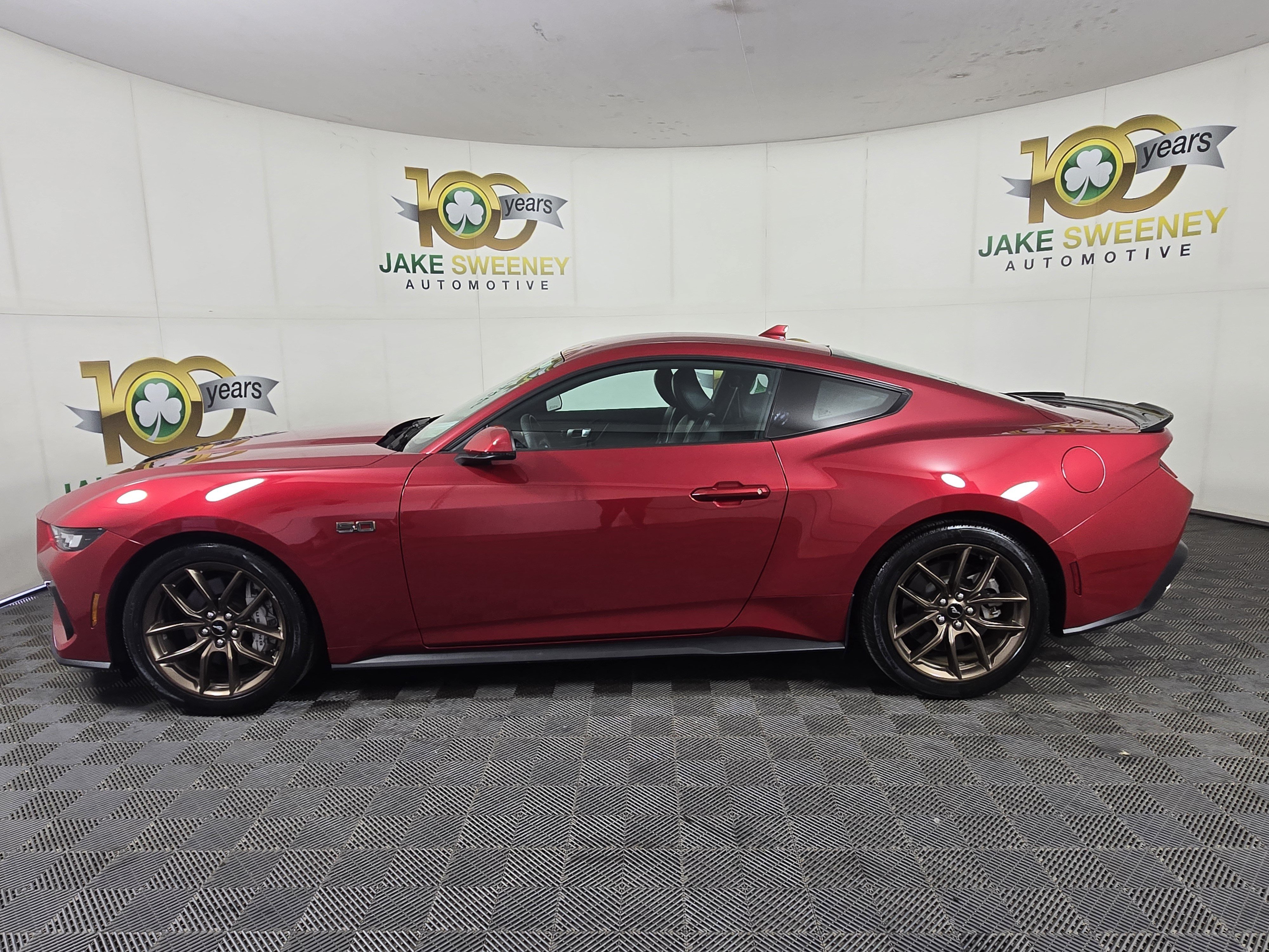 Used 2024 Ford Mustang GT Premium RWD image 4