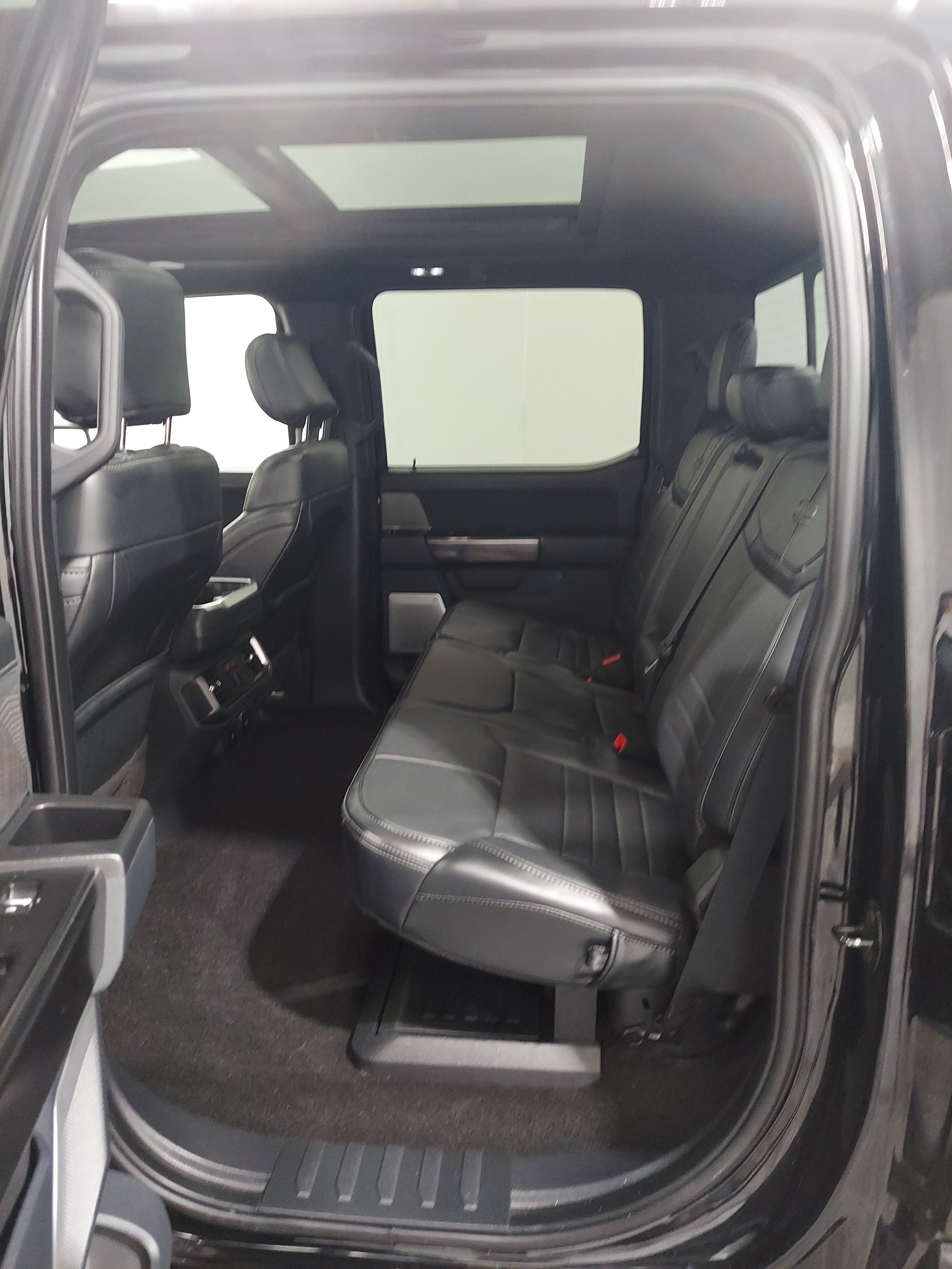 Used 2022 Ford F150 Platinum w/ Max Trailer Tow Package AWD/4WD image 13