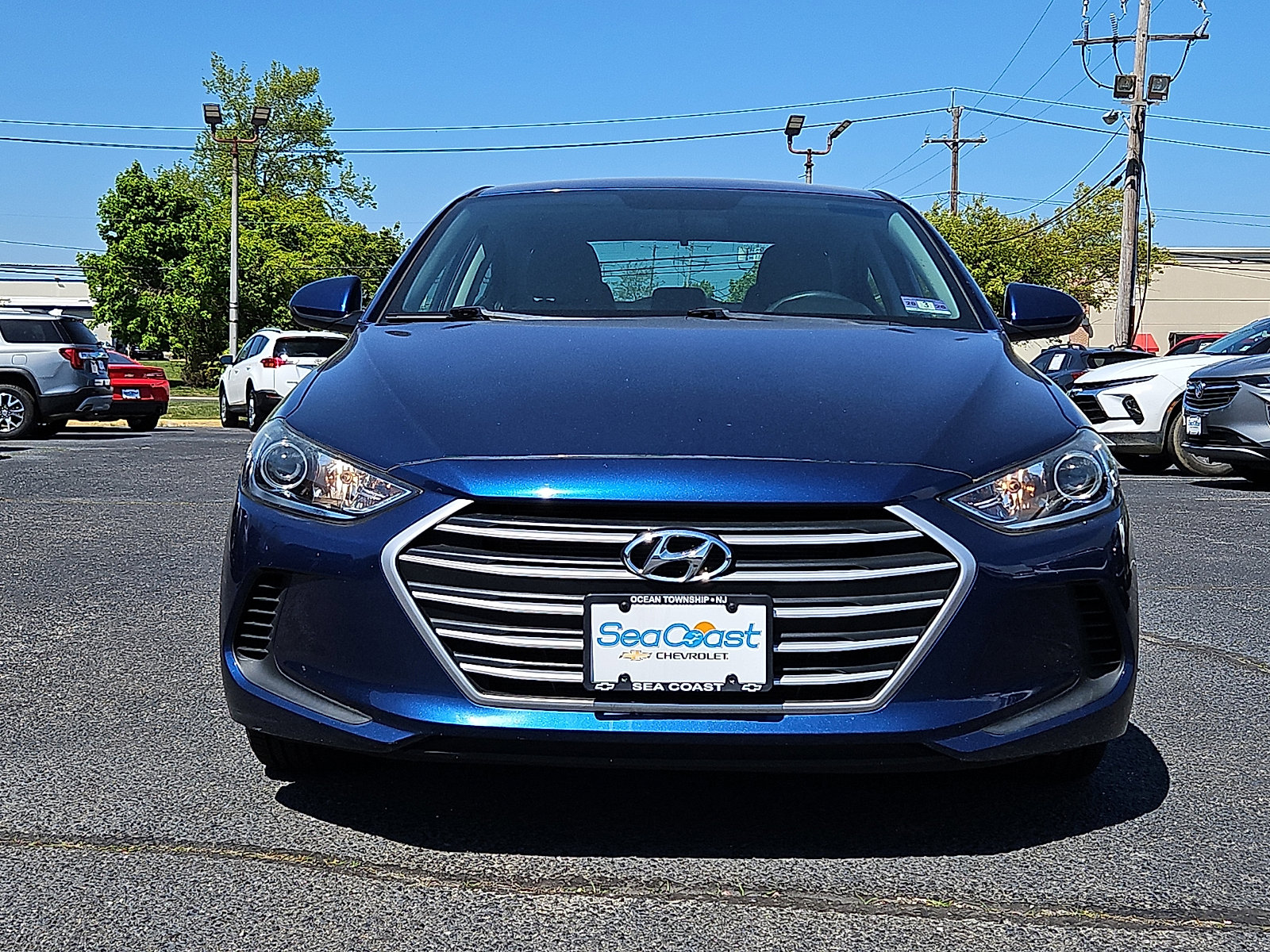 Used 2017 Hyundai Elantra SE FWD image 2