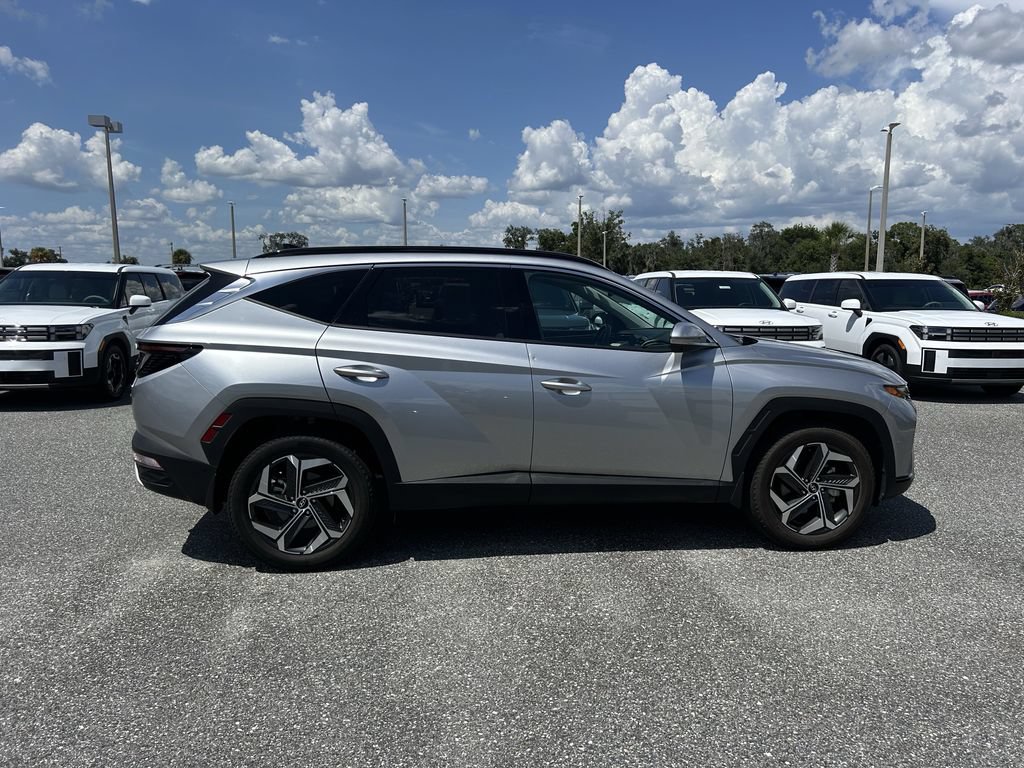Certified 2023 Hyundai Tucson Limited AWD/4WD image 3