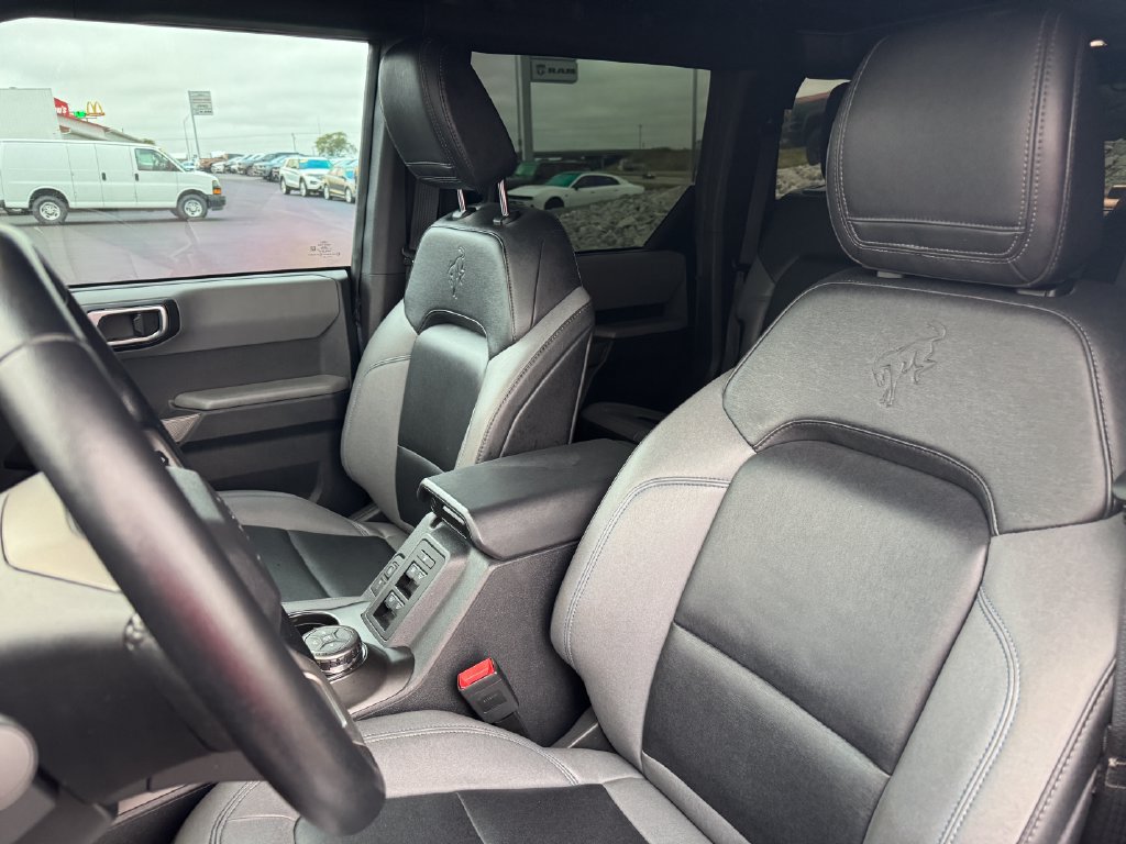Used 2023 Ford Bronco Black Diamond AWD/4WD image 16