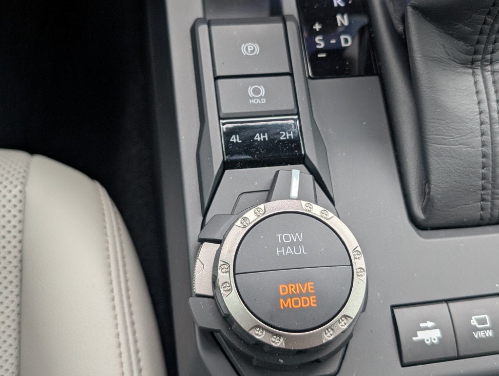 Certified 2026 Toyota Tacoma Limited AWD/4WD image 29
