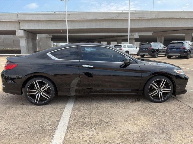 Used 2016 Honda Accord Touring image 8