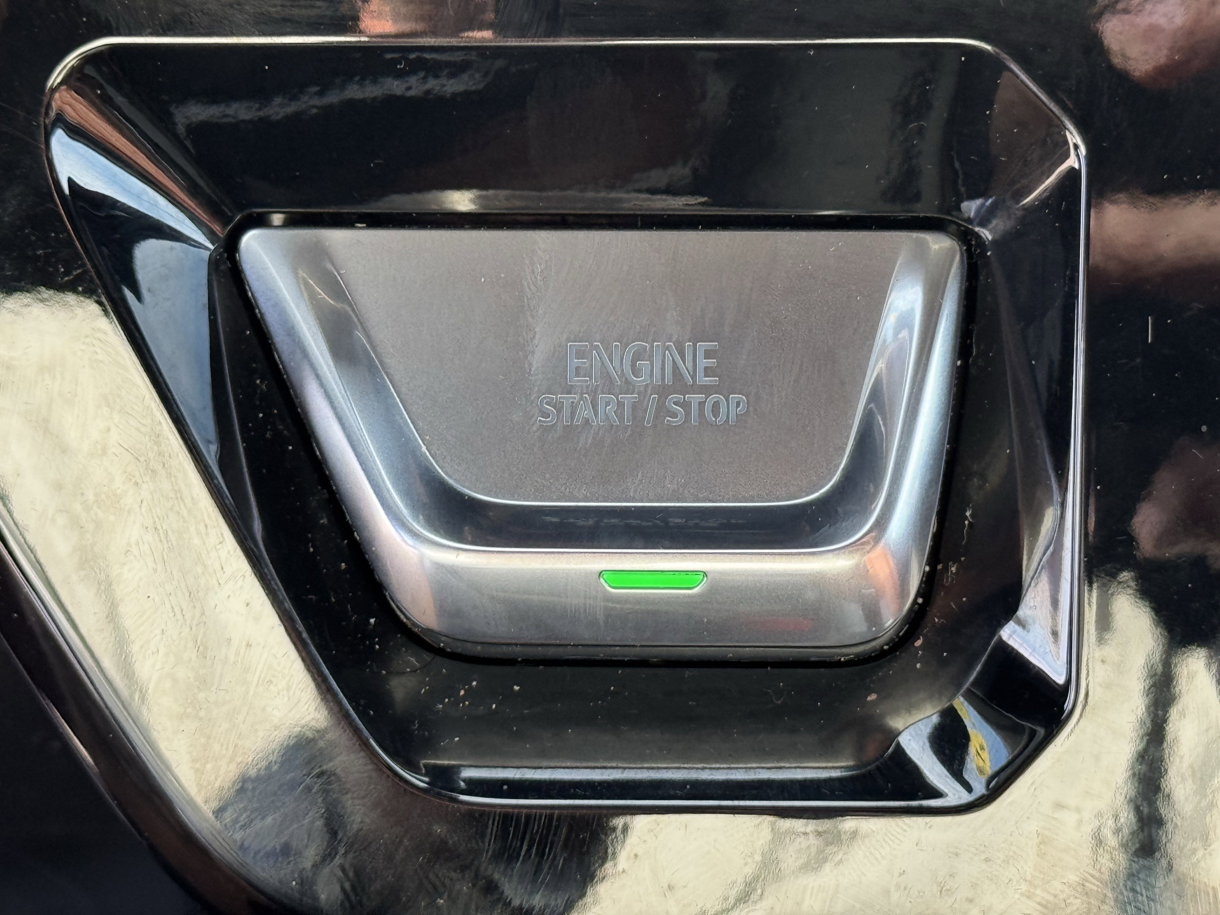 Used 2025 GMC Sierra 2500 Denali Ultimate image 22