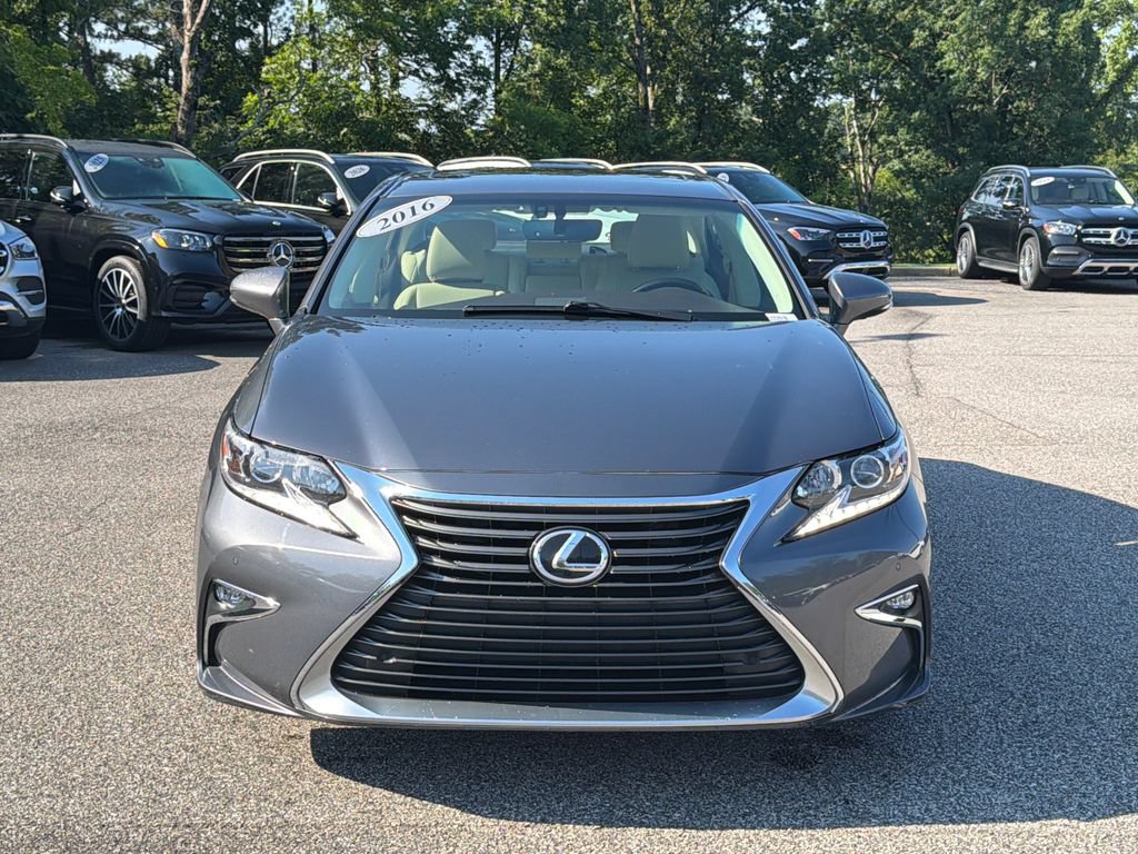 Used 2016 Lexus ES 350 w/ Premium Package w/Wood Trim FWD image 5