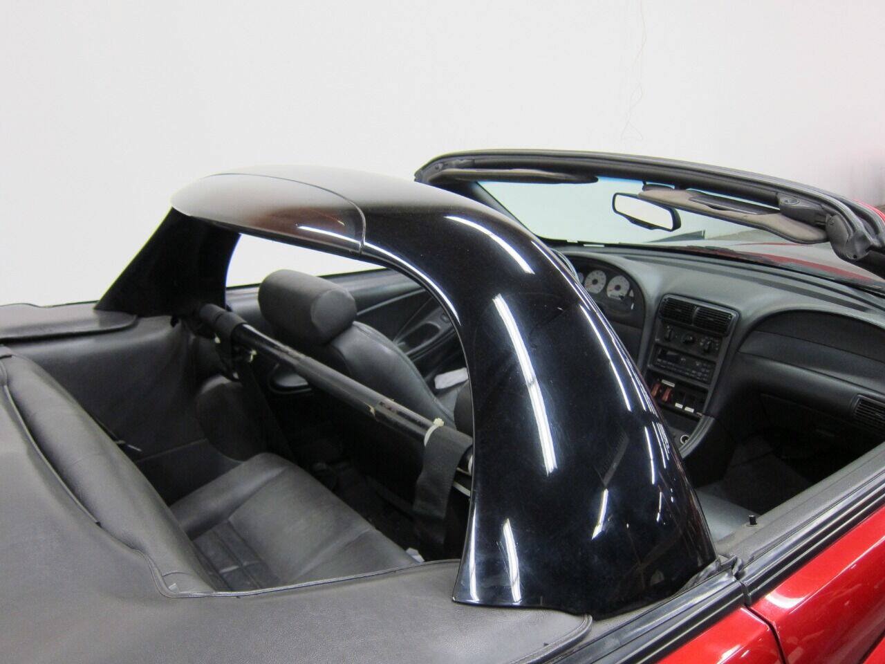 Used 1999 Ford Mustang Cobra RWD image 25