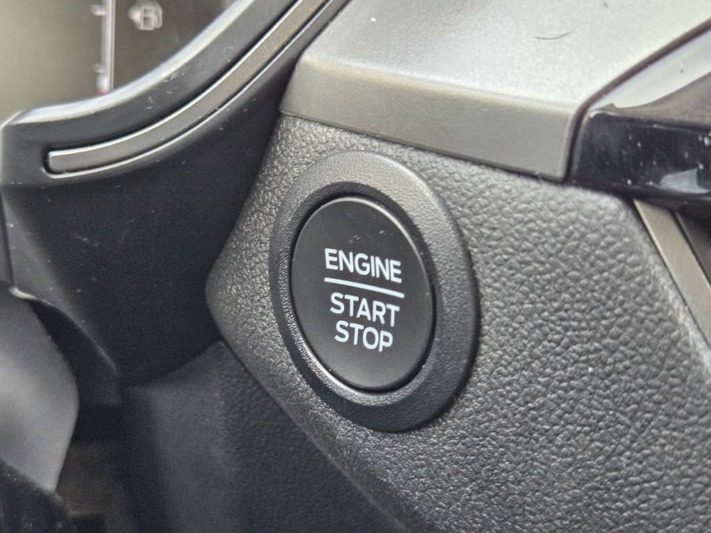 Used 2025 Ford Escape Active AWD/4WD image 25