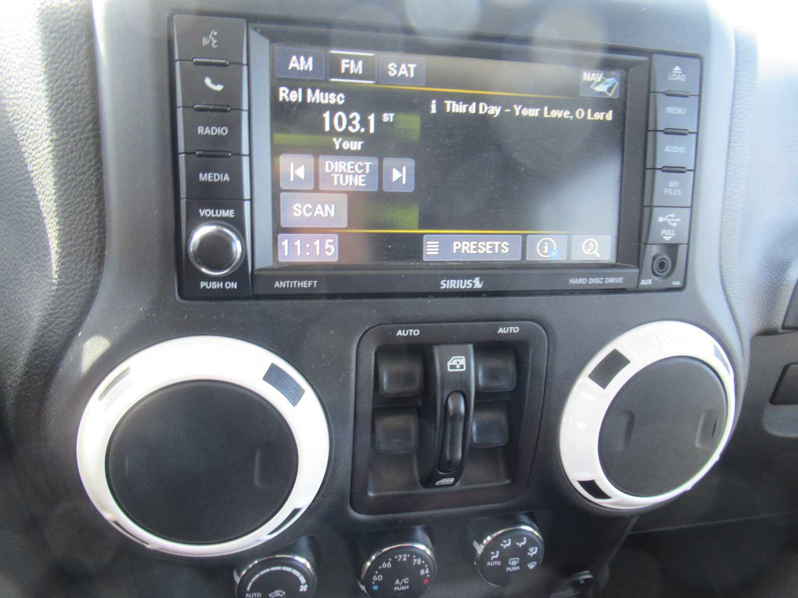 Used 2014 Jeep Wrangler Polar Edition image 25