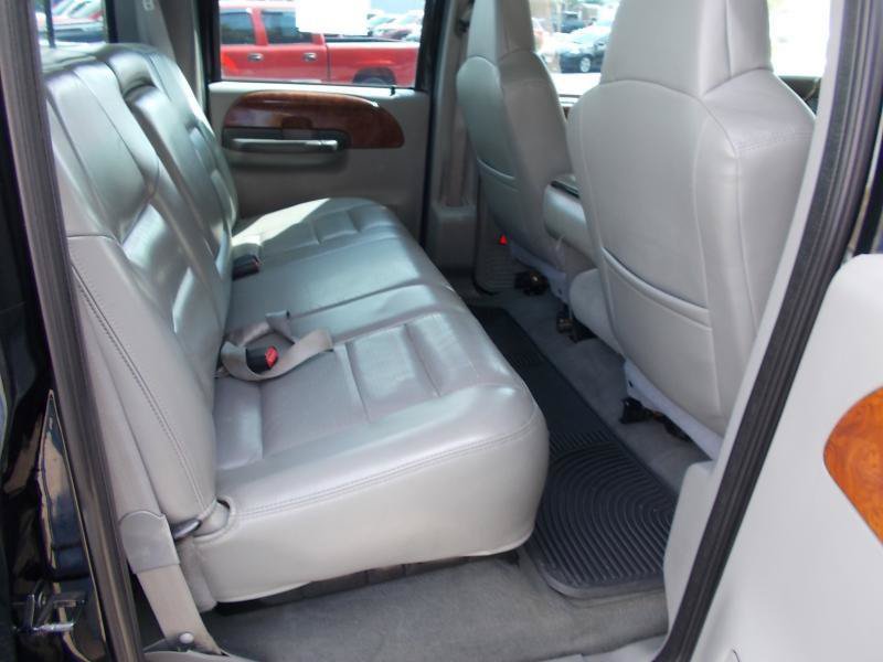 Used 2004 Ford F350 Lariat AWD/4WD image 25