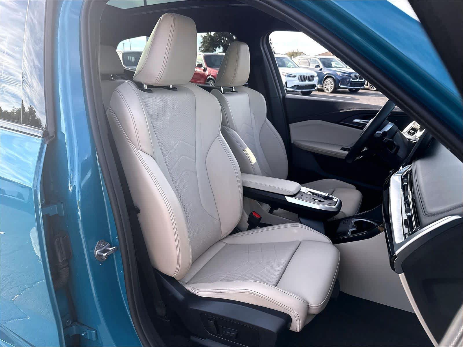 Used 2023 BMW X1 xDrive28i w/ M Sport Package AWD/4WD image 31