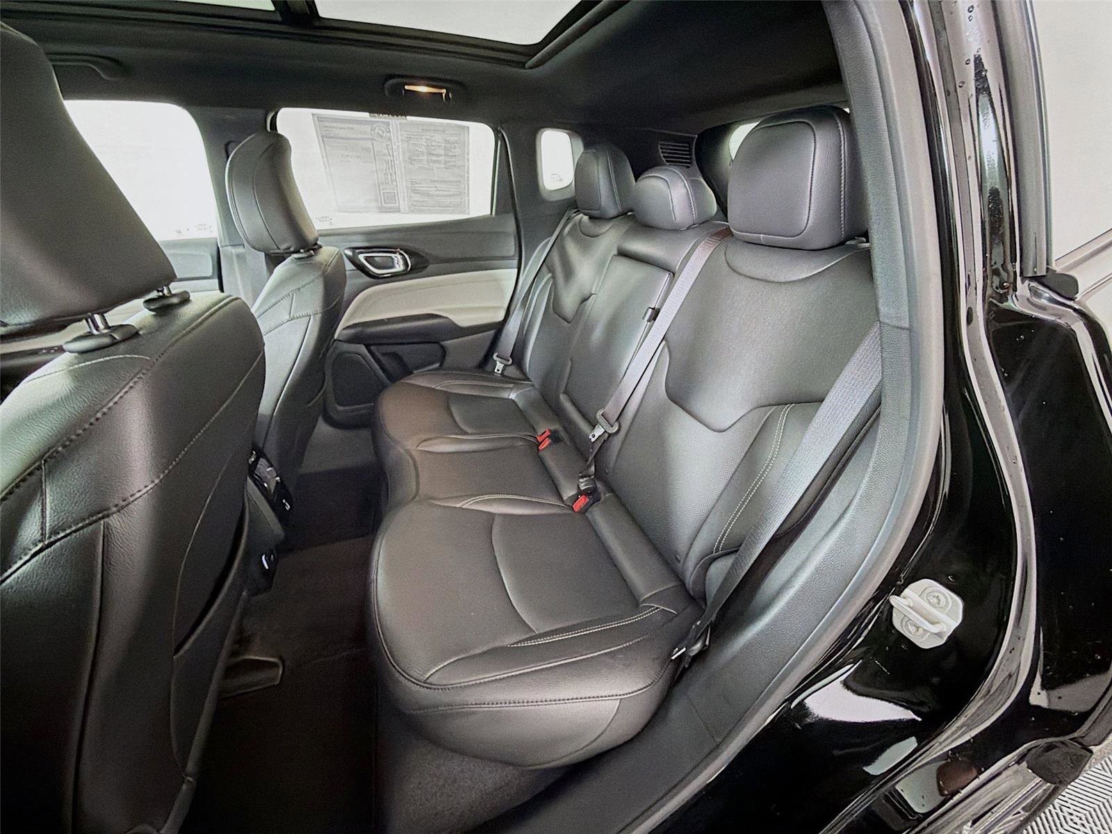 Used 2025 Jeep Compass Limited w/ Elite Group image 24