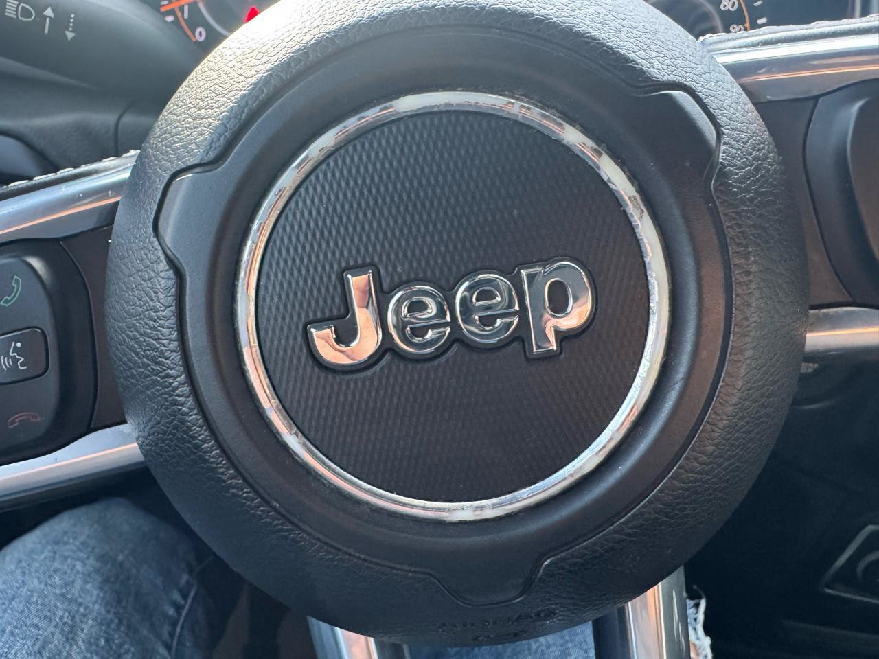 Used 2021 Jeep Wrangler Unlimited Sahara w/ Dual Top Group AWD/4WD image 20