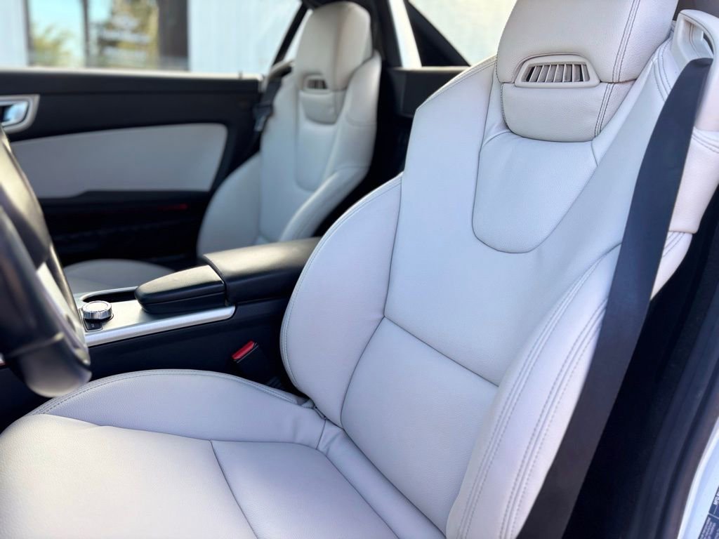 Used 2016 Mercedes-Benz SLK 300 image 11