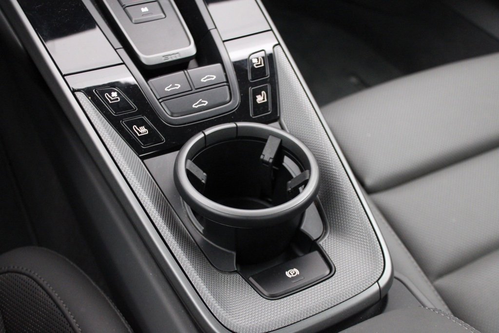 Certified 2020 Porsche 911 Carrera 4S image 30