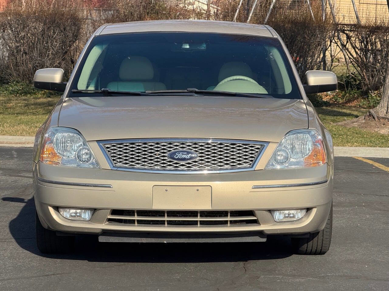 Used 2007 Ford Five Hundred SEL image 2