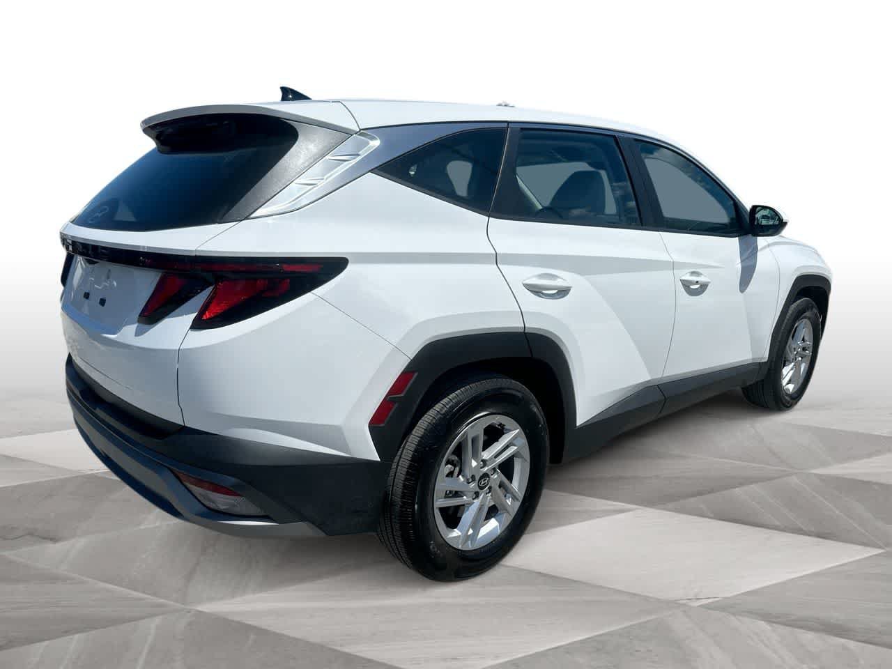 Used 2026 Hyundai Tucson SE FWD image 8