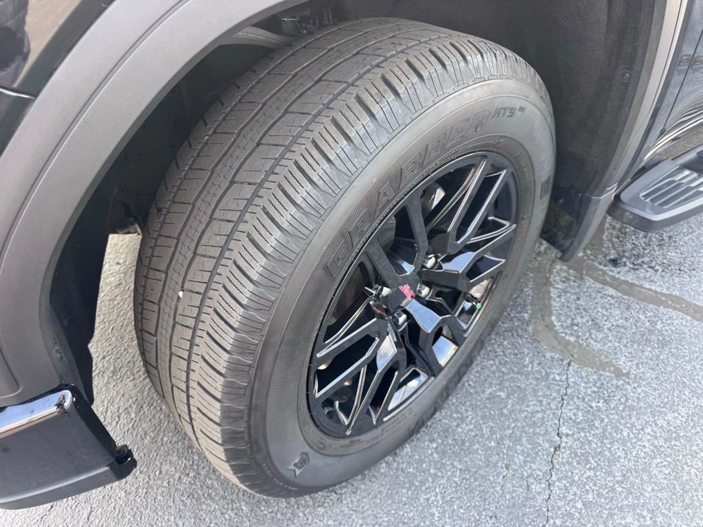 Used 2023 GMC Sierra 1500 Elevation w/ LPO, Elevation Black Package image 13