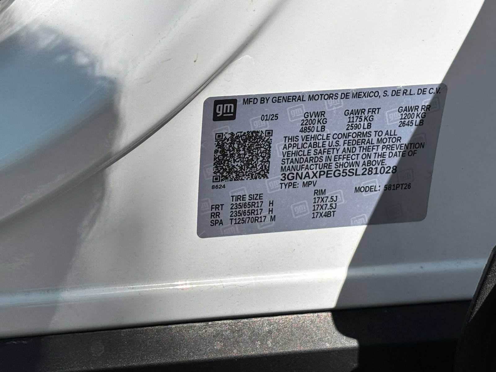 Used 2025 Chevrolet Equinox LT AWD/4WD image 20