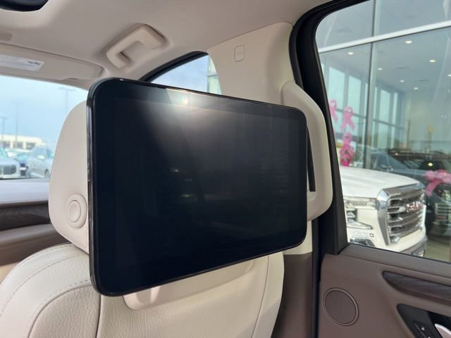 Certified 2024 GMC Yukon XL Denali w/ Denali Reserve Package image 29