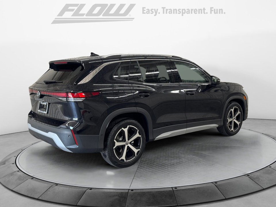 New 2026 Volkswagen Tiguan SE FWD image 7