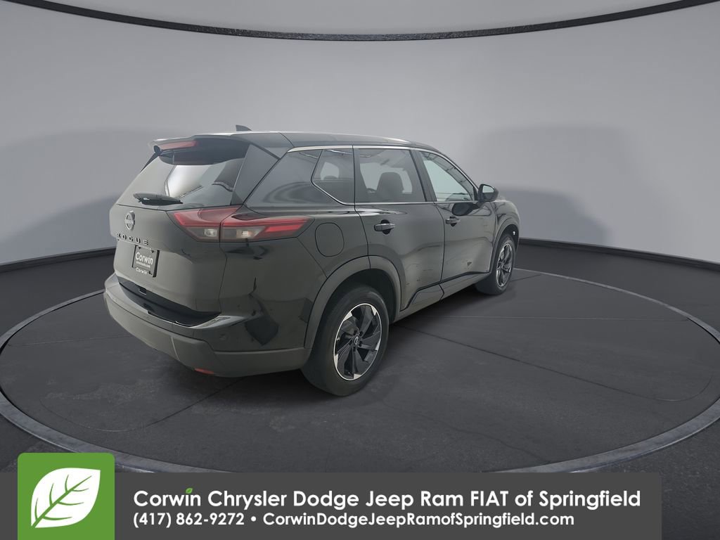 Used 2025 Nissan Rogue SV image 8